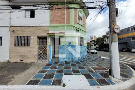 Casa à venda com 68m², 3 quartos e sem vaga Casa à venda com 68m², 3 quartos e sem vagaFachada