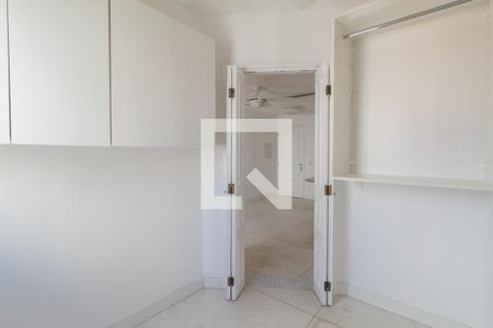 Quarto 1 de apartamento para alugar com 2 quartos, 44m² em Pinheiros, São Paulo