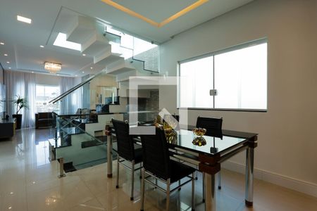 Sala de Jantar de casa à venda com 3 quartos, 220m² em Vila Basileia, São Paulo