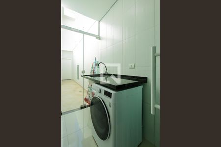 Casa à venda com 220m², 3 quartos e 6 vagasÁrea de serviço