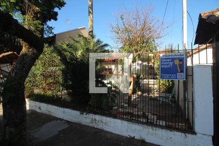 Casa à venda com 198m², 4 quartos e 3 vagas Casa à venda com 198m², 4 quartos e 3 vagasFachada