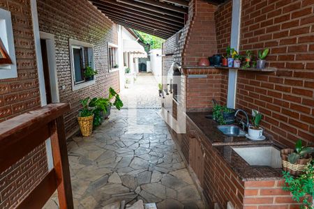 Casa à venda com 354m², 5 quartos e 4 vagasQuintal