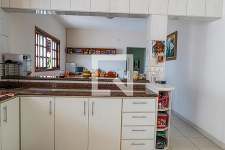 Casa à venda com 354m², 5 quartos e 4 vagasCozinha