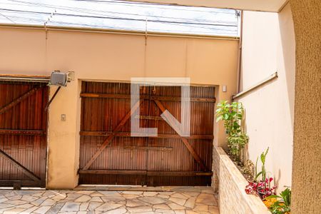 Casa à venda com 354m², 5 quartos e 4 vagasGaragem