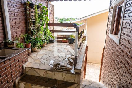Casa à venda com 354m², 5 quartos e 4 vagasQuintal