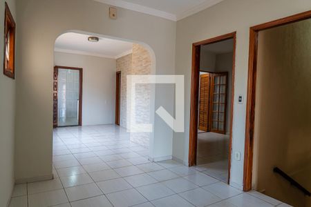 Casa à venda com 354m², 5 quartos e 4 vagasSala