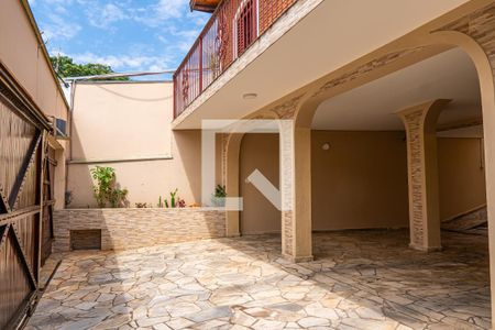 Casa à venda com 354m², 5 quartos e 4 vagasGaragem