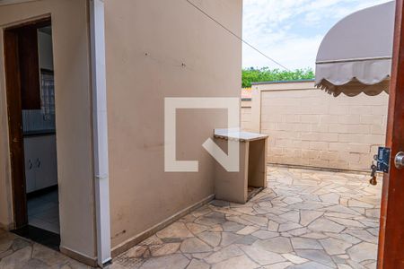 Casa à venda com 354m², 5 quartos e 4 vagasQuintal