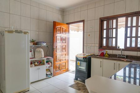 Casa à venda com 354m², 5 quartos e 4 vagasCozinha