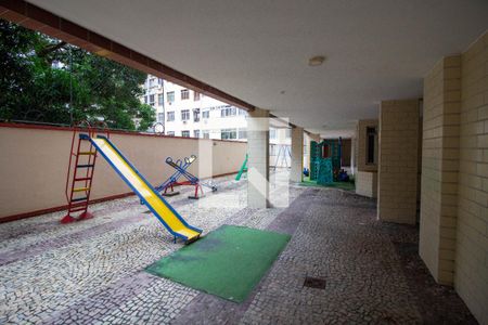Apartamento à venda com 102m², 3 quartos e 2 vagasÁrea comum - Playground