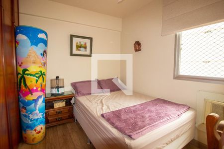 Apartamento à venda com 102m², 3 quartos e 2 vagasQuarto 2