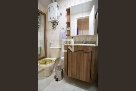 Apartamento à venda com 102m², 3 quartos e 2 vagasBanheiro Social