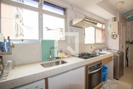 Apartamento à venda com 102m², 3 quartos e 2 vagasCozinha