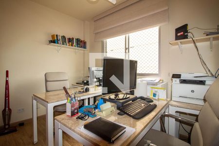 Apartamento à venda com 102m², 3 quartos e 2 vagasQuarto 3