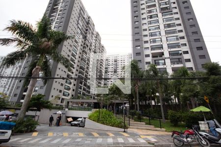 Fachada de apartamento para alugar com 1 quarto, 40m² em Continental, Osasco