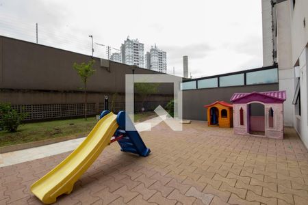 Apartamento para alugar com 40m², 1 quarto e 1 vaga Apartamento para alugar com 40m², 1 quarto e 1 vagaÁrea comum - Playground