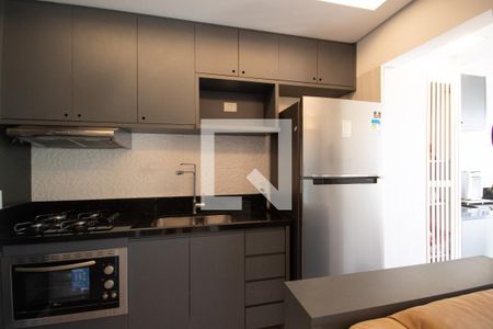 Cozinha de apartamento para alugar com 1 quarto, 40m² em Continental, Osasco