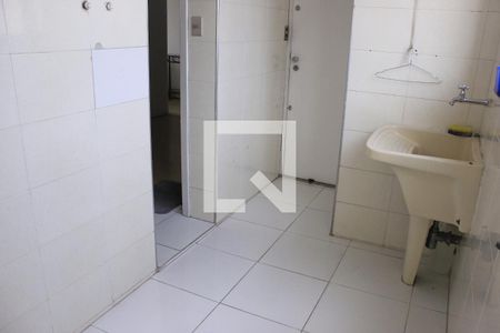 Apartamento à venda com 97m², 3 quartos e 1 vagaÁrea de Serviço