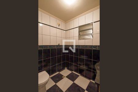 Casa à venda com 165m², 3 quartos e 2 vagasBanheiro 2