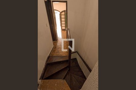 Casa à venda com 165m², 3 quartos e 2 vagasCorredor