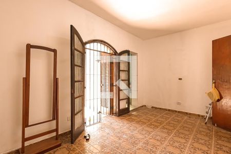 Casa à venda com 165m², 3 quartos e 2 vagasSuíte