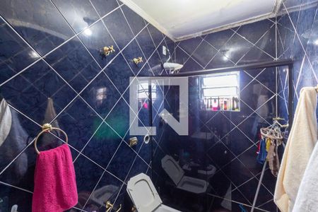 Casa à venda com 197m², 4 quartos e 3 vagasBanheiro da Suíte