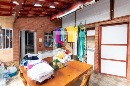 Casa à venda com 197m², 4 quartos e 3 vagasLavanderia