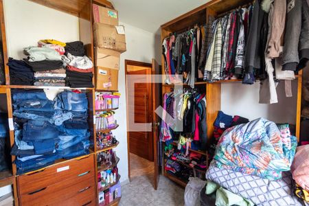 Casa à venda com 197m², 4 quartos e 3 vagasCloset da suíte