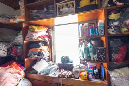 Casa à venda com 197m², 4 quartos e 3 vagasCloset da suíte