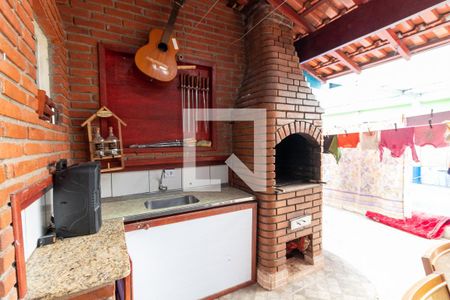 Casa à venda com 197m², 4 quartos e 3 vagasChurrasqueira