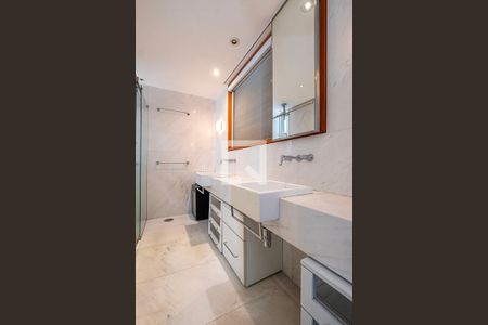 Suíte 1 - Banheiro de apartamento à venda com 2 quartos, 183m² em Jardim Paulista, São Paulo