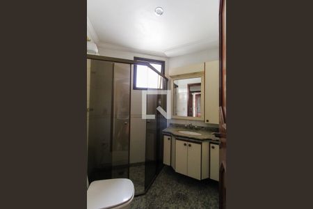 Apartamento à venda com 170m², 3 quartos e 3 vagasBanheiro