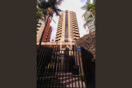 Apartamento à venda com 170m², 3 quartos e 3 vagasFachada