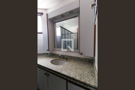 Apartamento à venda com 170m², 3 quartos e 3 vagasBanheiro da Suíte 3