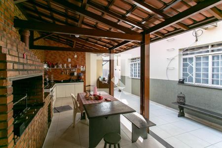 Casa para alugar com 360m², 3 quartos e 5 vagasEspaço Gourmet