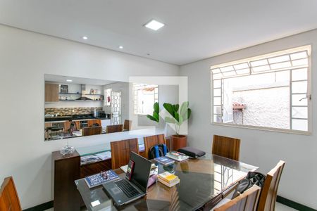 Copa e Cozinha de casa para alugar com 3 quartos, 360m² em Santa Branca, Belo Horizonte