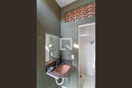 Casa para alugar com 360m², 3 quartos e 5 vagasBanheiro
