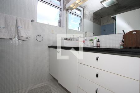 Apartamento à venda com 190m², 4 quartos e 2 vagasBanheiro Quarto 3 - Suíte