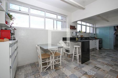 Apartamento à venda com 190m², 4 quartos e 2 vagasCozinha