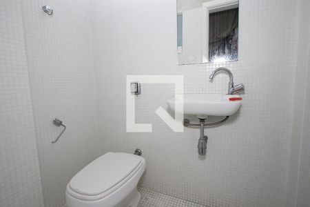 Apartamento à venda com 190m², 4 quartos e 2 vagasBanheiro de Serviço