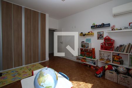 Apartamento à venda com 190m², 4 quartos e 2 vagasQuarto 1