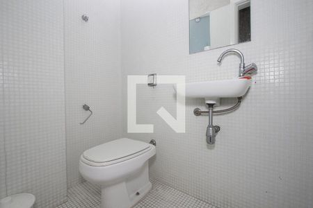 Apartamento à venda com 190m², 4 quartos e 2 vagasBanheiro de Serviço