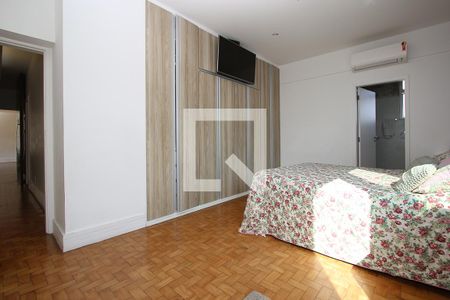 Apartamento à venda com 190m², 4 quartos e 2 vagasQuarto 3 - Suíte