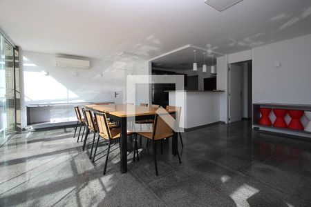 Apartamento à venda com 190m², 4 quartos e 2 vagasÁrea comum - Salão de Festas