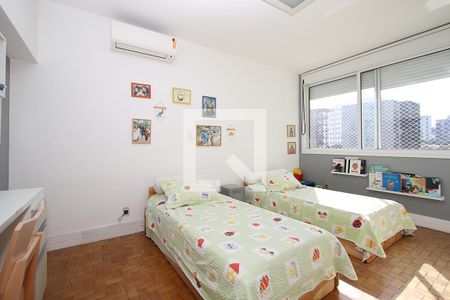 Apartamento à venda com 190m², 4 quartos e 2 vagasQuarto 4