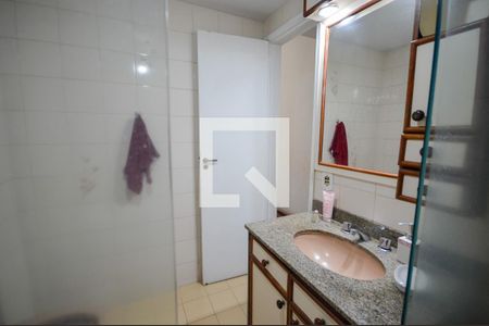 Apartamento à venda com 142m², 3 quartos e 2 vagasBanheiro da Suíte
