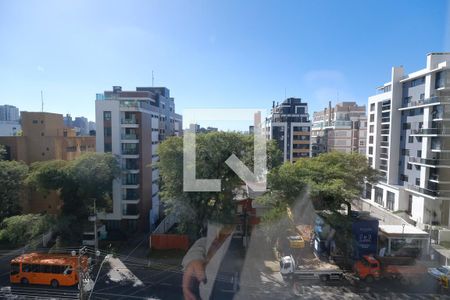 Vista da Sala de apartamento para alugar com 5 quartos, 215m² em Água Verde, Curitiba
