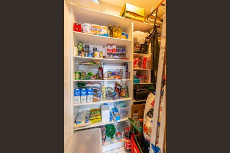 Apartamento à venda com 200m², 4 quartos e 6 vagasDespensa