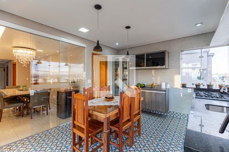 Apartamento à venda com 200m², 4 quartos e 6 vagasTerraço Gourmet