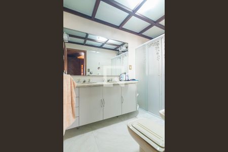 Casa à venda com 800m², 5 quartos e 7 vagas Casa à venda com 800m², 5 quartos e 7 vagasBanheiro da Suite 1